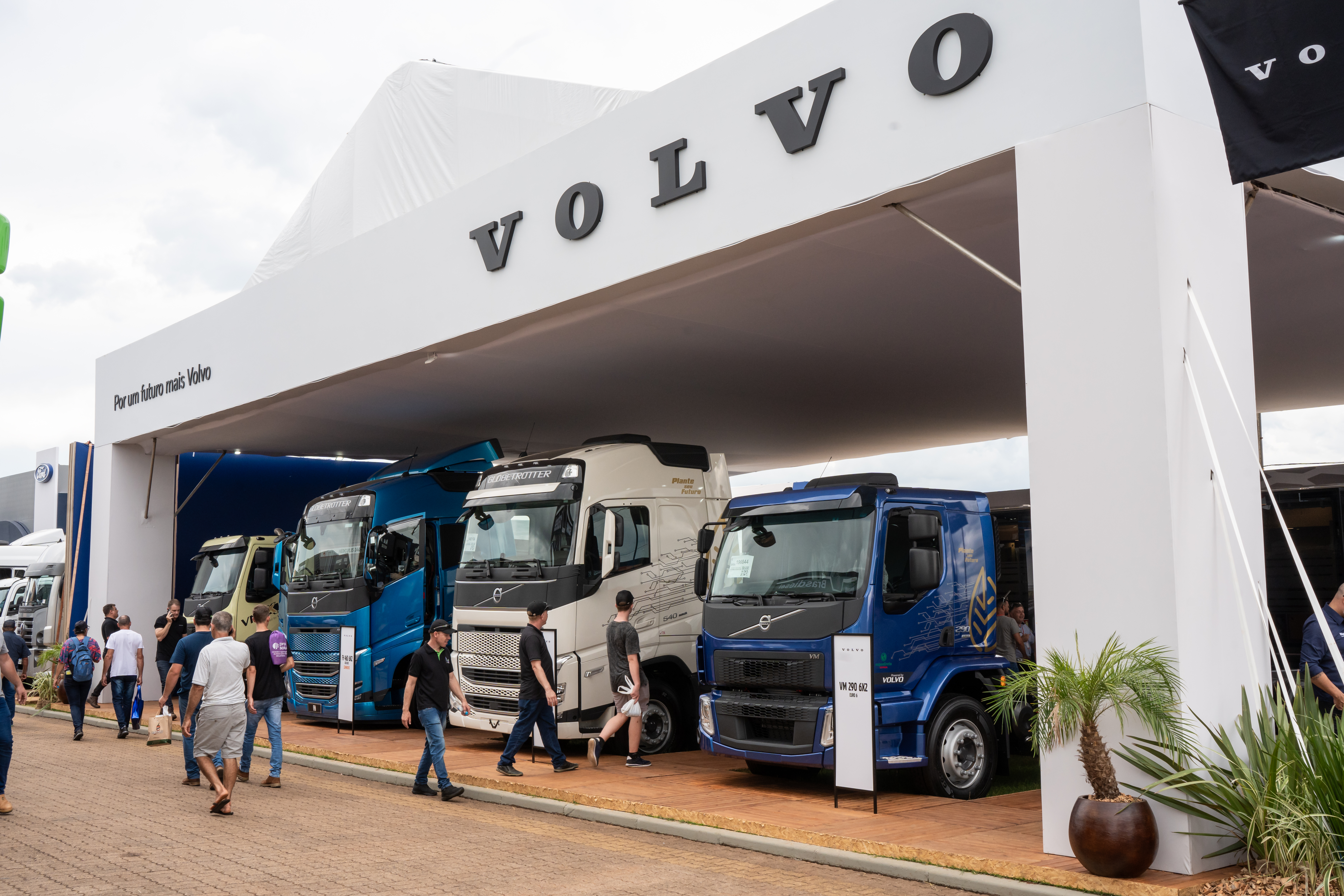 Equipe trabalhando em logística